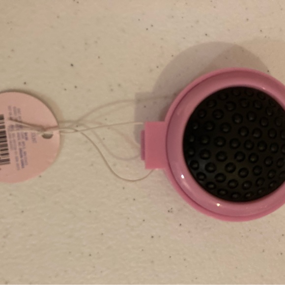 Wholesale 48 count box Target More Than Magic Compact brushes - Picture 2 of 5